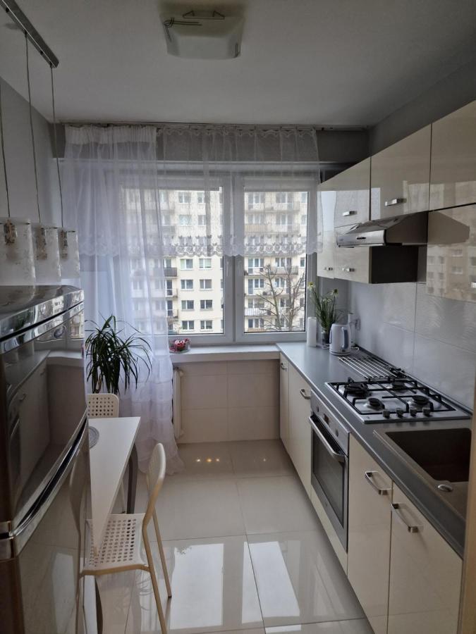 Apartament - 2 Pokoje W Lodzi - Blisko Atlas Arena, Zoo, Centrum, Piotrkowska Extérieur photo